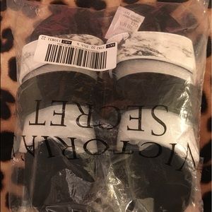 Victoria Secret🎀 buy one get one 1/2 off🌞